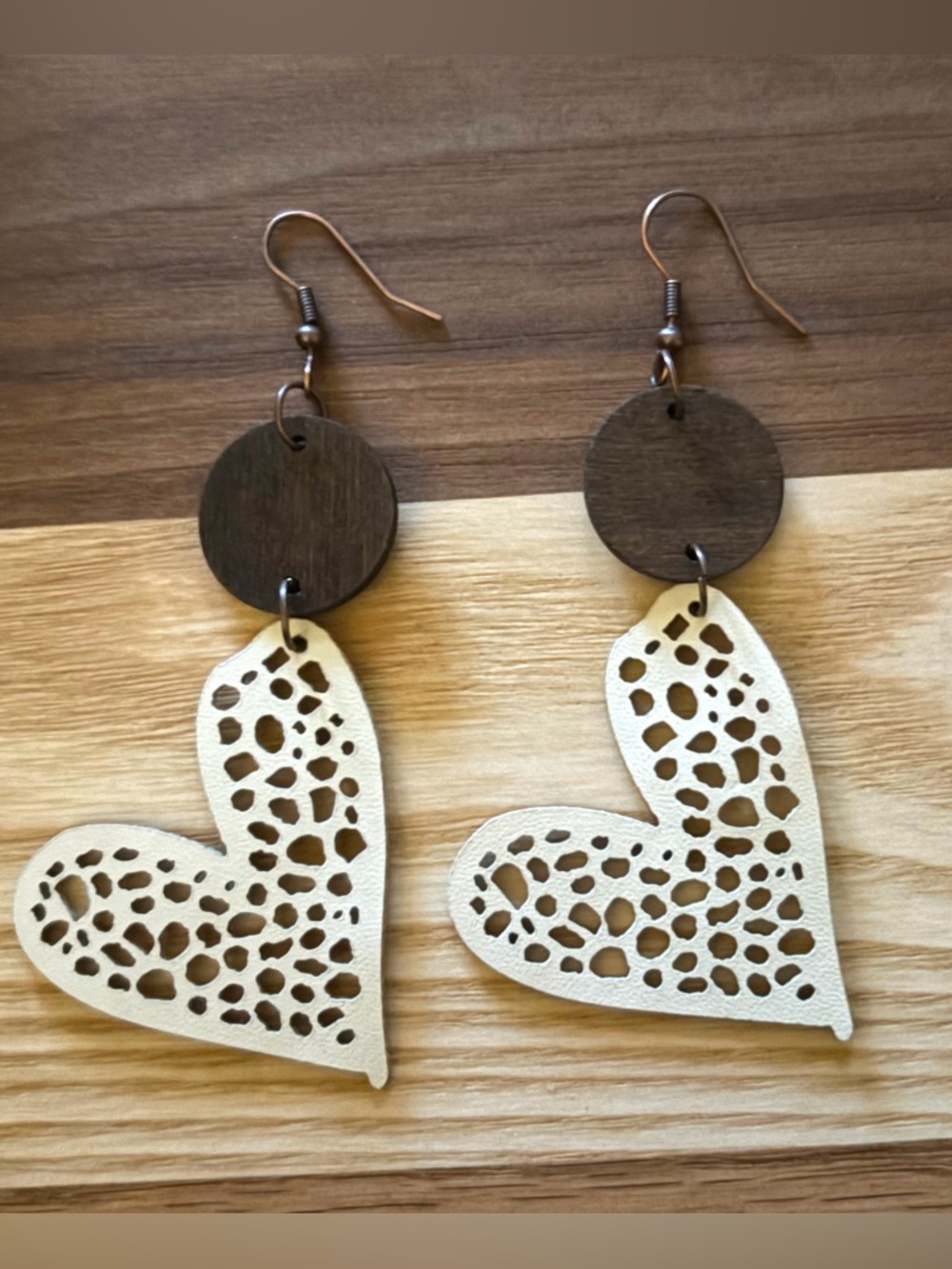 3/$30✨☀️💛Boho Mixed-Media Heart Dangle Fishhook Earrings💛☀️